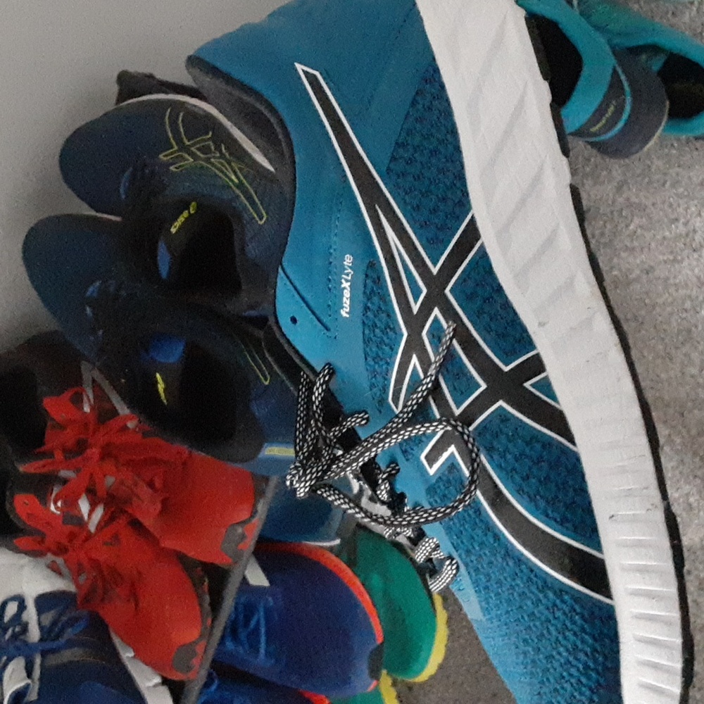 Mens shoes